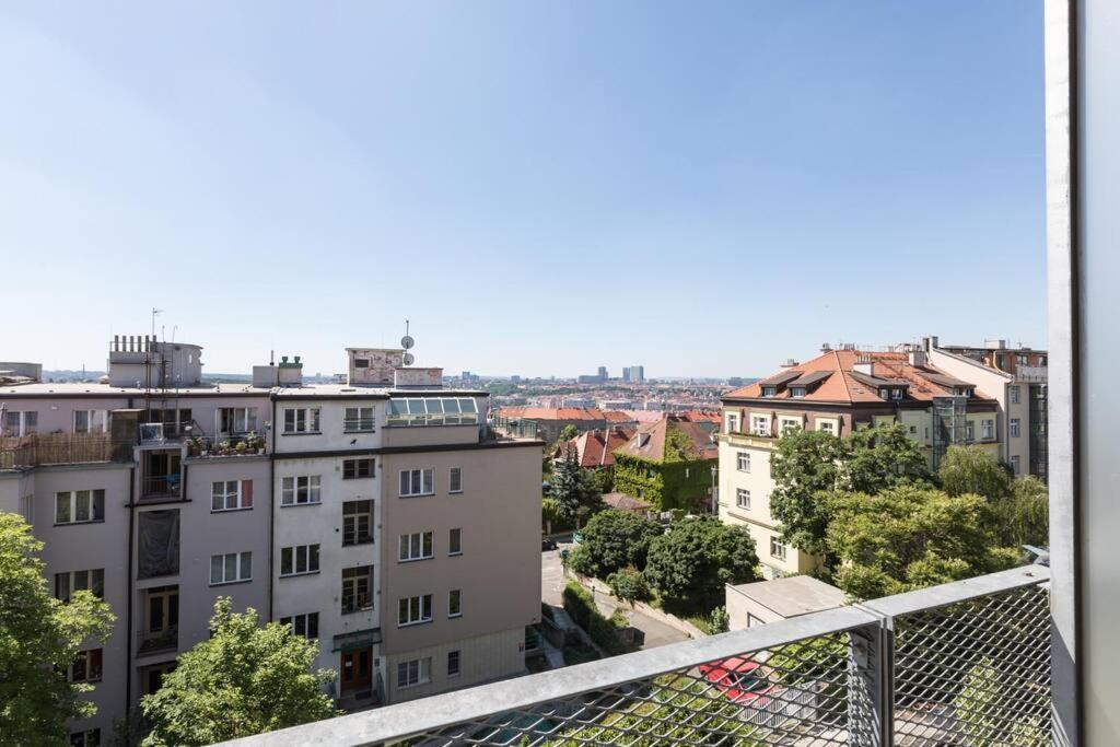 JT's Apartments Korunní str. Praha Exteriér fotografie